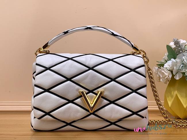 Louis Vuitton GO-14 MM white bag M23682 - 1