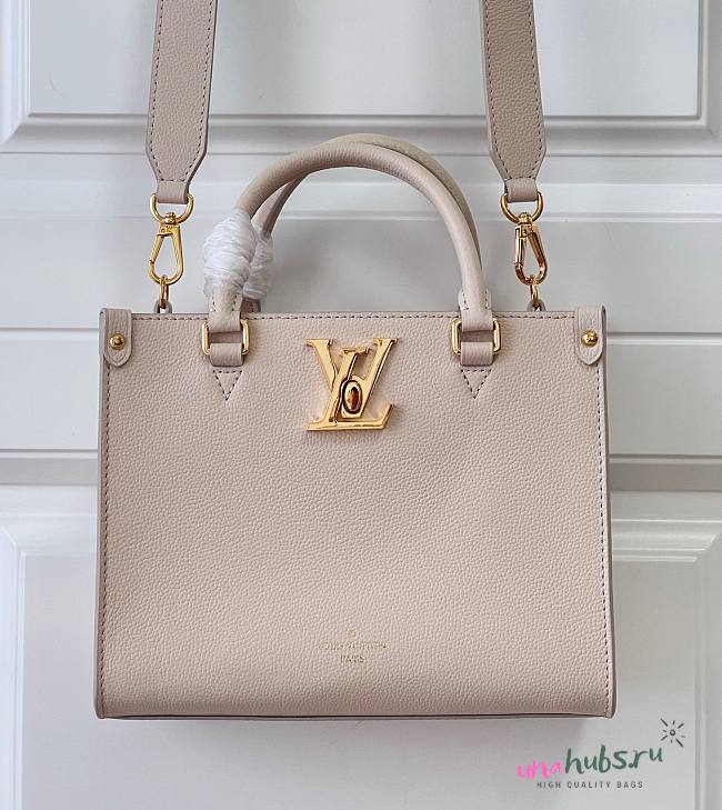 Louis Vuitton Lock & Go M22311 white bag - 1