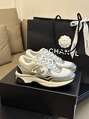 Chanel 23C CC logo gold sneakers - 1