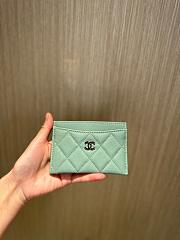 Chanel mint caviar card holder - 1