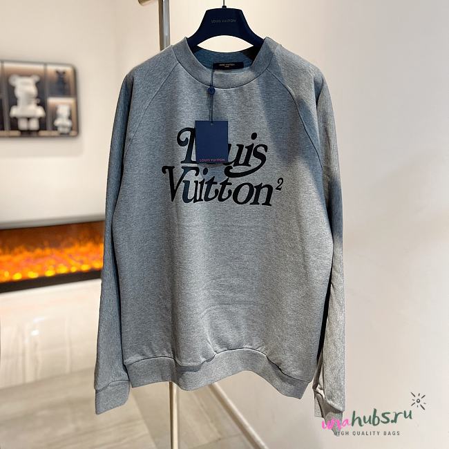 Louis Vuitton gray sweater  - 1