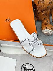 Hermes oran white black stiching slippers  - 6