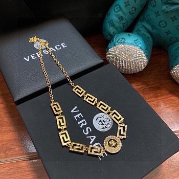 Versace Medusa Necklace 02