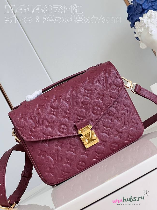 Louis Vuitton Pochette Métis Monogram Red Leather Bag - 1