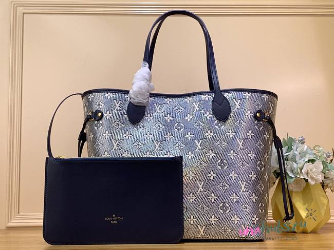 Louis Vuitton Neverfull MM M22921 Denim Bag - 1