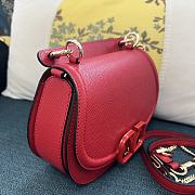 Valentino Vsling red grainy calfskin shoulder bag - 5