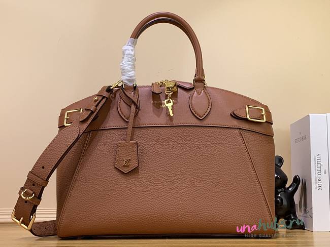 Louis Vuitton Lock It MM M22925 brown leather bag - 1