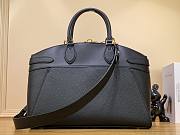 Louis Vuitton Lock It MM M22925 black leather bag - 5