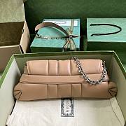 Gucci Horsebit large chain beige leather bag - 2