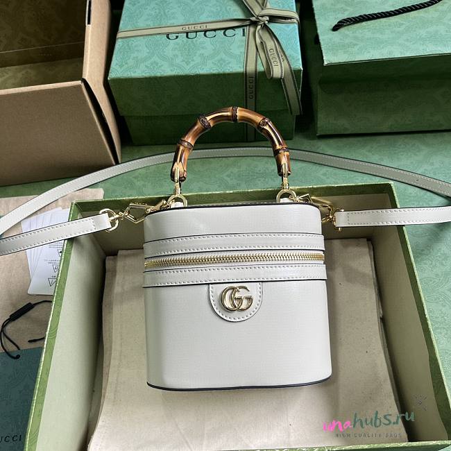 Gucci mini bamboo white shoulder bag - 1