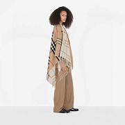 Burberry 2 tone contrast check wool cashmere cape - 2