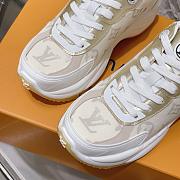 Louis Vuitton Run 55 Gold Sneaker - 6