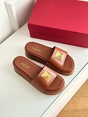 Valentino brown slippers  - 4