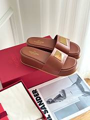 Valentino brown slippers  - 2