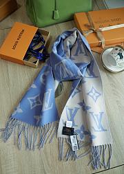 Louis Vuitton blue scarf - 3