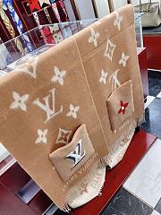 Louis Vuitton Teddy Brown Scarf  - 3