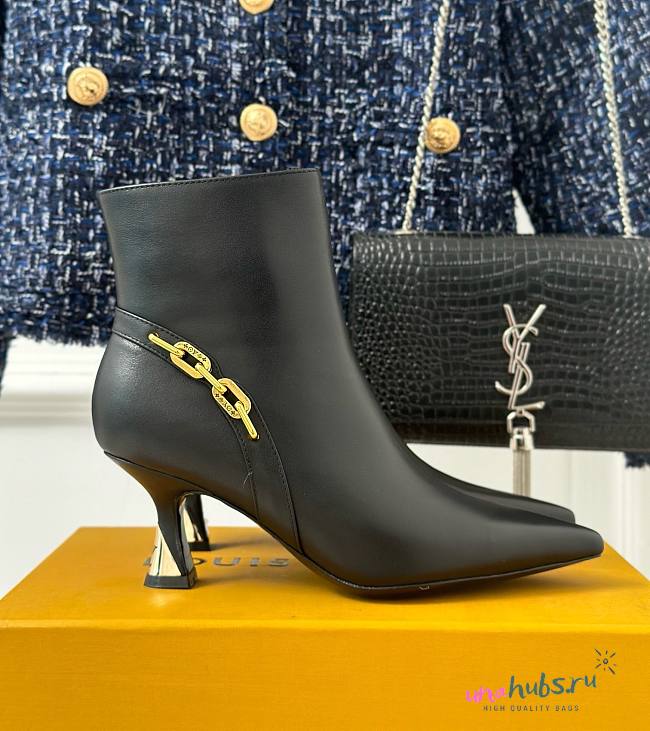 Louis Vuitton chain black short boots 6.5cm - 1