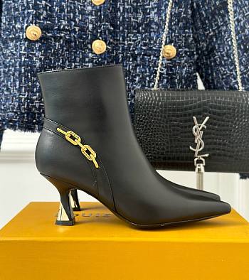 Louis Vuitton chain black short boots 6.5cm