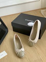 Chanel light beige ballet flats - 2