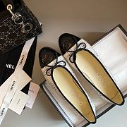 Chanel white caro ballet flats - 4