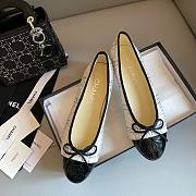 Chanel white caro ballet flats - 5