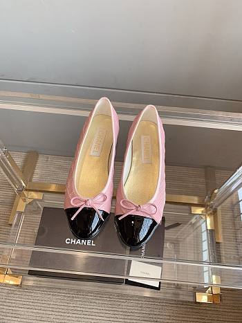 Chanel pink black ballet flats