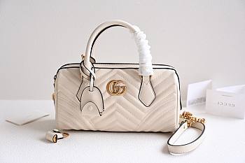 Gucci GG Matelassé small leather duffle white bag