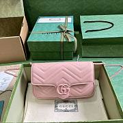 Gucci GG Marmont belt bag in Pink Leather Bag - 1