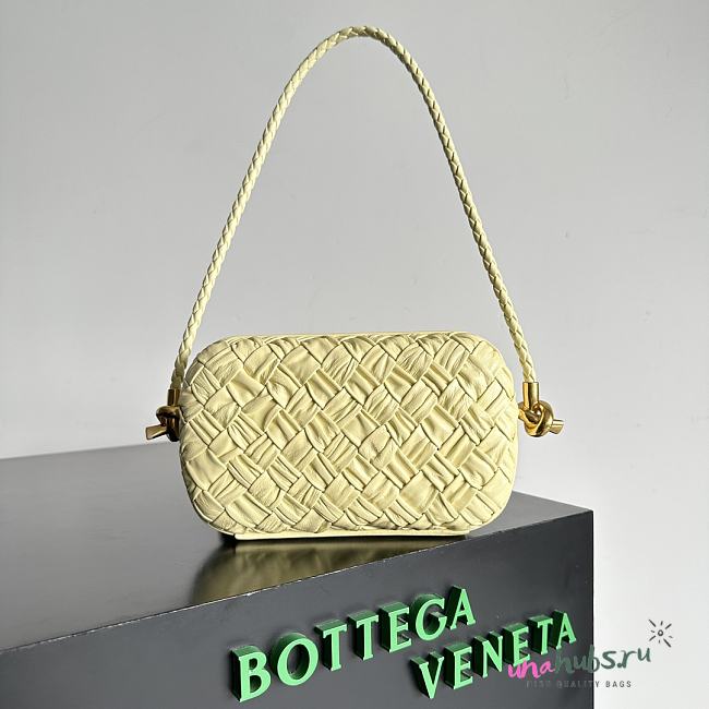 Bottega Veneta intreccio yellow leather clutch - 1