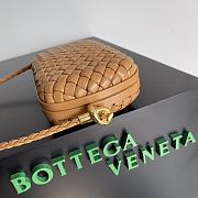 Bottega Veneta intreccio brown leather clutch - 3