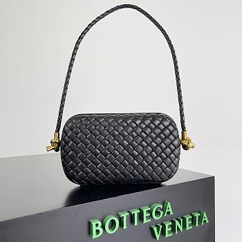 Bottega Veneta intreccio black leather clutch