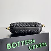 Bottega Veneta intreccio black leather clutch - 6