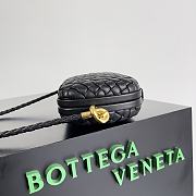 Bottega Veneta intreccio black leather clutch - 5