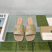 Gucci Horsebit Beige Leather Slippers  - 2