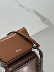 Prada logo stamp top brown brushed leather bag - 6