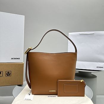 JACQUEMUS Brown Le Chouchou 'Le Petit Regalo' Bag