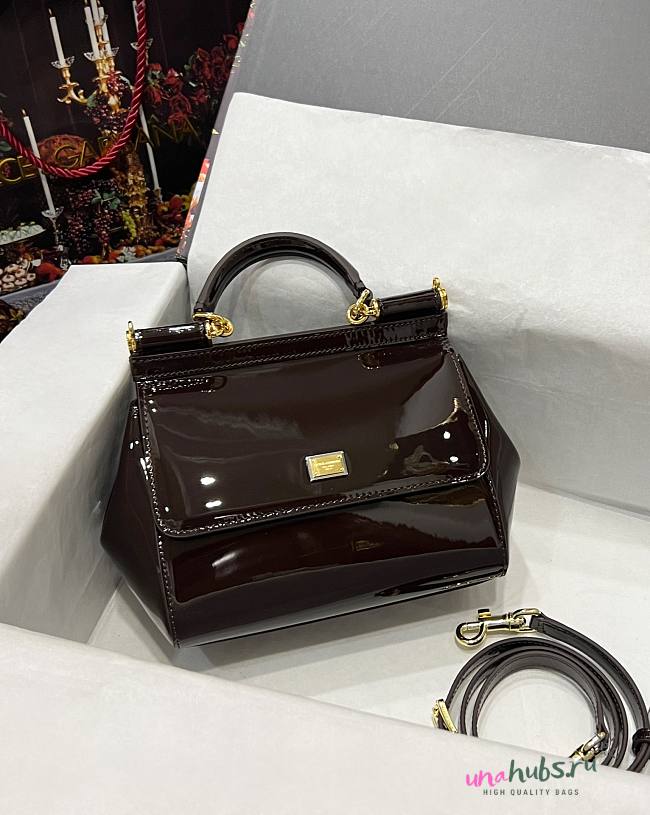 D&G Red Medium Sicily Brown Shoulder Bag - 1