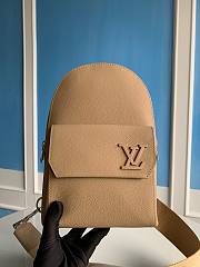 Louis Vuitton Pilot beige leather slingbag - 1