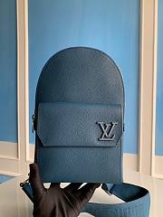 Louis Vuitton Pilot blue leather slingbag - 1