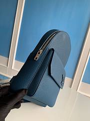 Louis Vuitton Pilot blue leather slingbag - 6