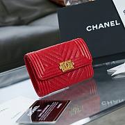 Chanel red lambskin V quilted wallet - 6