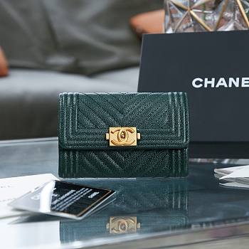 Chanel green lambskin V quilted wallet