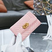 Chanel pink lambskin V quilted wallet - 5