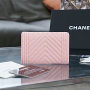 Chanel pink lambskin V quilted wallet - 2