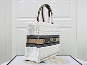 Dior book tote medium ice cannage shearling bag - 3