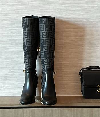 Fendi Delfina black leather high-heeled boots