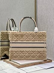 Dior book tote medium beige cannage shearling bag - 6