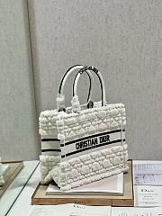 Dior book tote small white cannage shearling bag - 3