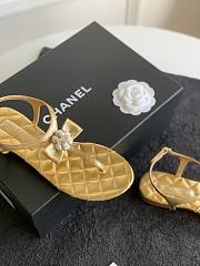 Chanel flower gold sandals - 2