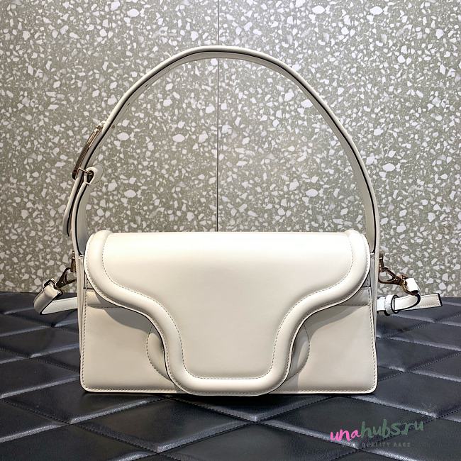 Valentino Garavani White Le Petite Deuxième Shoulder Bag - 1